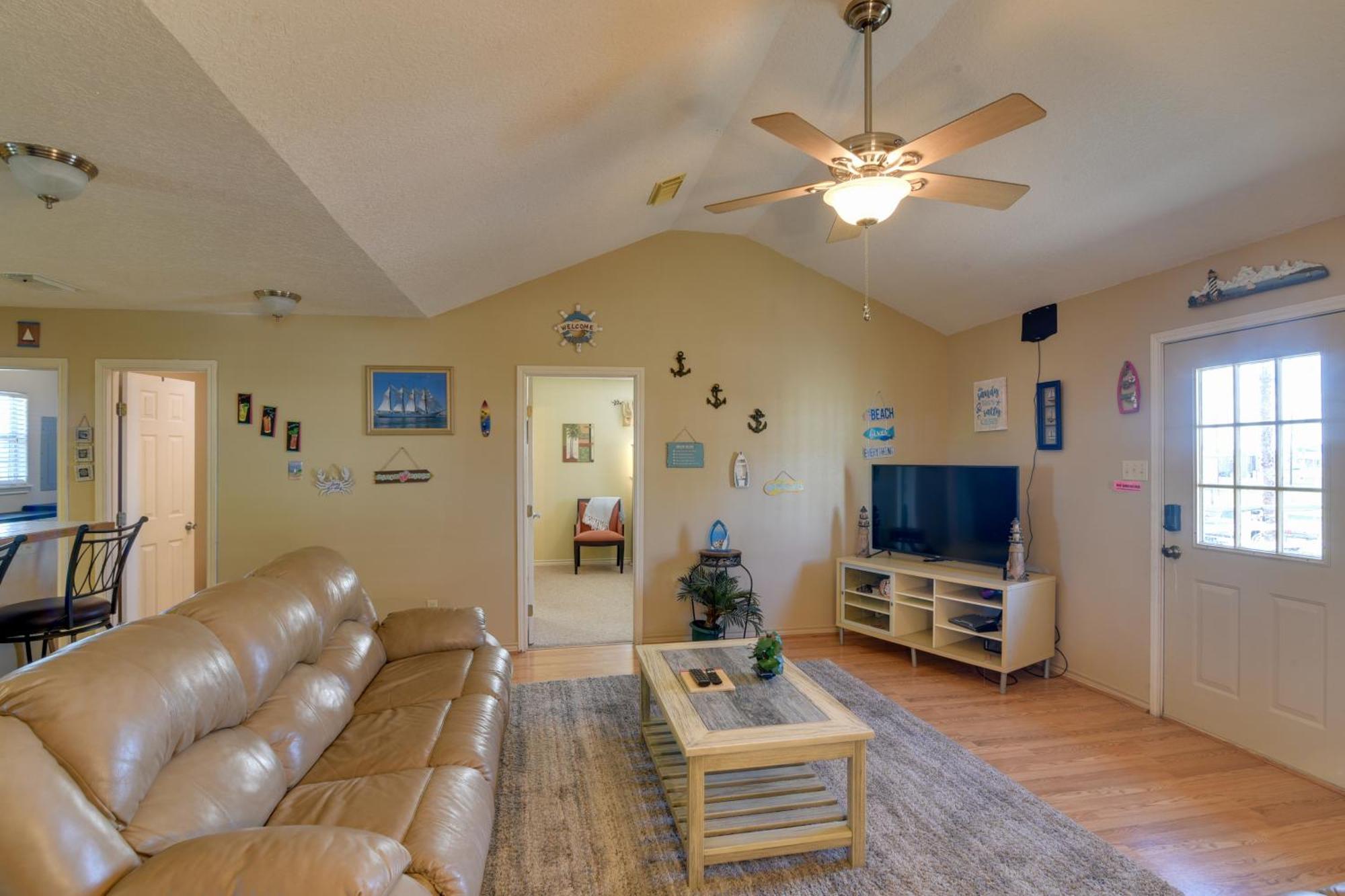 Beautiful Beach House with Sunset View&Large Deck! Surfside Beach Exterior foto